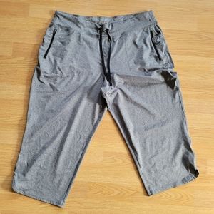 Grey capri pants